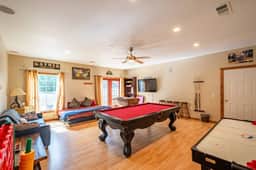 Creekside Haven near Yosemite w/ Hot Tub, GameRoom - Image 4