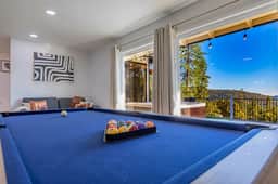 Yosemite Garden View Getaway, Hot Tub, Pool Table - Image 3