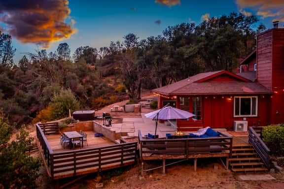 The Sierra Vista Lodge | Hot Tub | Game Room | 16 - Image 1