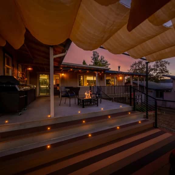 Royal Arches Cottages, Sleeps 26, Hot Tub, Game Rm - Image 1