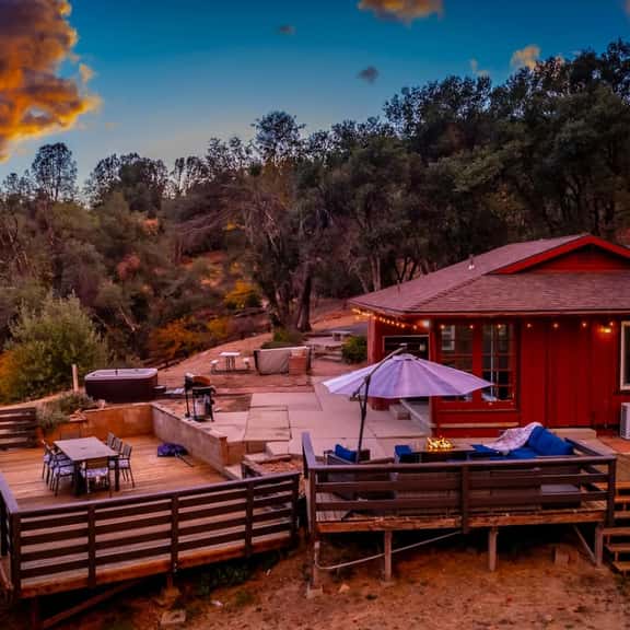 The Sierra Vista Lodge | Hot Tub | Game Room | 16 - Image 1
