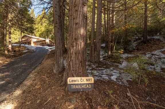 Red Rock Falls Cabin•Yosemite 8mi•Game Room•HotTub - Image 2