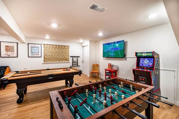 Sugar Pine Trailhead Lodge, 2 Cabins, 2 Hot Tubs - Image 5
