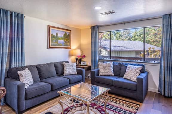 The Lakeside Passage Retreat | Bass Lake - Image 2