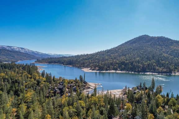 The Lakeside Passage Retreat | Bass Lake - Image 4
