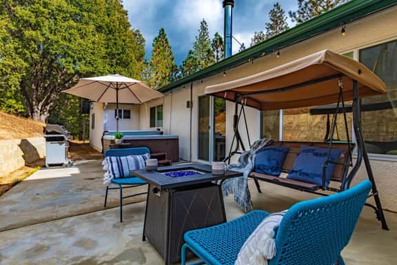 The Manic Mountains Cabin | Game Room, Hot Tub - Image 5